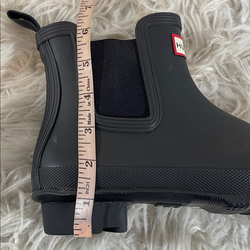 HUNTER Women's Original Chelsea Rain Boots Waterproof Size 8 Black New - Picture 13 of 16